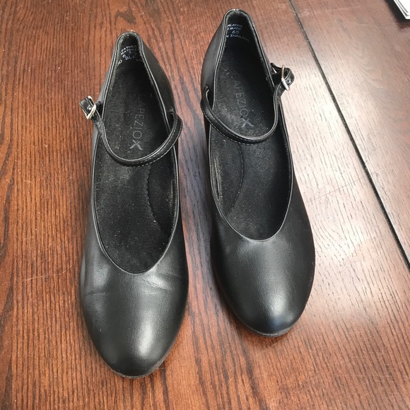 Character Heels - Picture 3 of 4